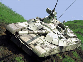 Tapeta T-72,_Main_Battle_Tank.jpg